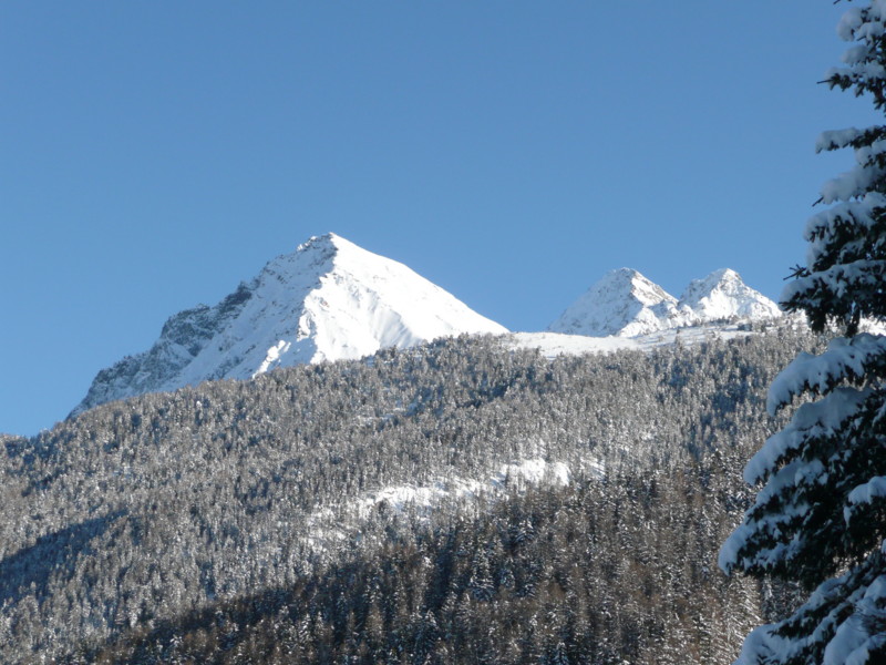 Mont Emilius and Becca di Nona